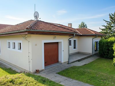 Prodej rodinného domu 238 m², pozemek 1164 m²