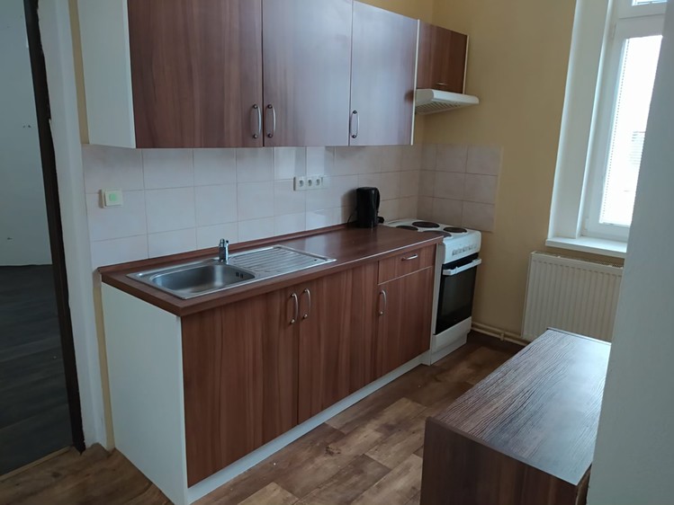 Prodej komerčního prostoru, 416 m² (13 z 24)