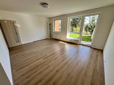 Prodej bytu 2+kk 57 m² (Jednopodlažní) — photo 3