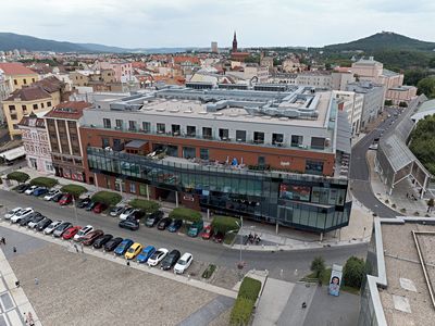 Pronájem obchodního prostoru 32 m²