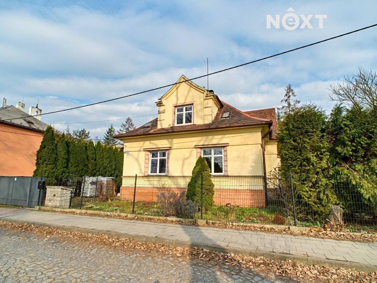 Prodej komerčního prostoru, 195 m² (1 z 30)