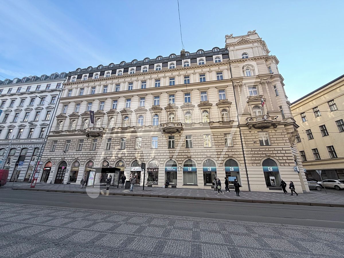 Pronájem kanceláře 120 m² – fotografie 2