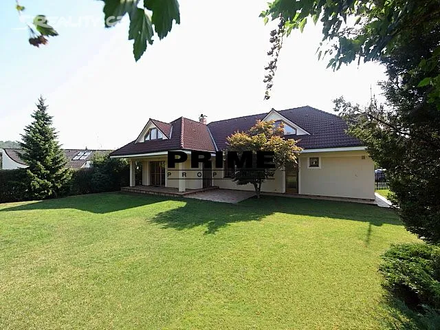 Pronájem rodinného domu 340 m², pozemek 1197 m²