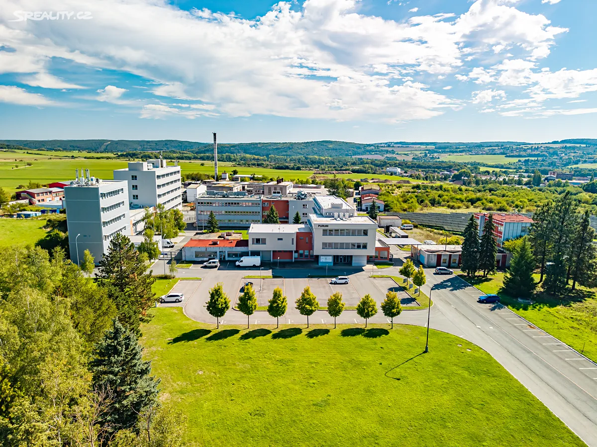 Pronájem kanceláře 1224 m², Mníšek pod Brdy