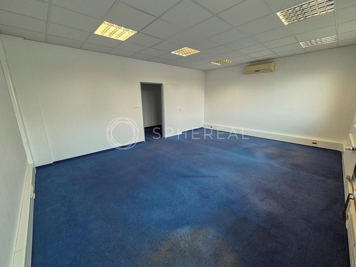 Pronájem kanceláře 436 m² – fotografie 5
