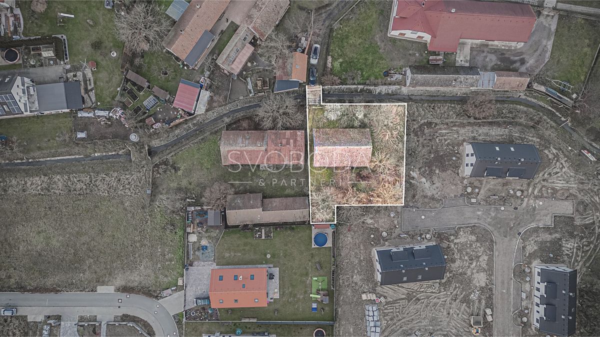 Prodej rodinného domu 223 m², pozemek 1635 m² – fotografie 5