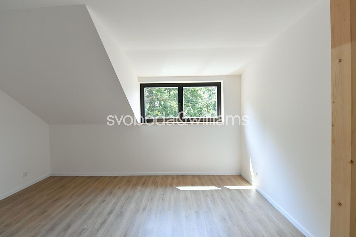 Prodej rodinného domu 155 m², pozemek 217 m² – fotografie 4