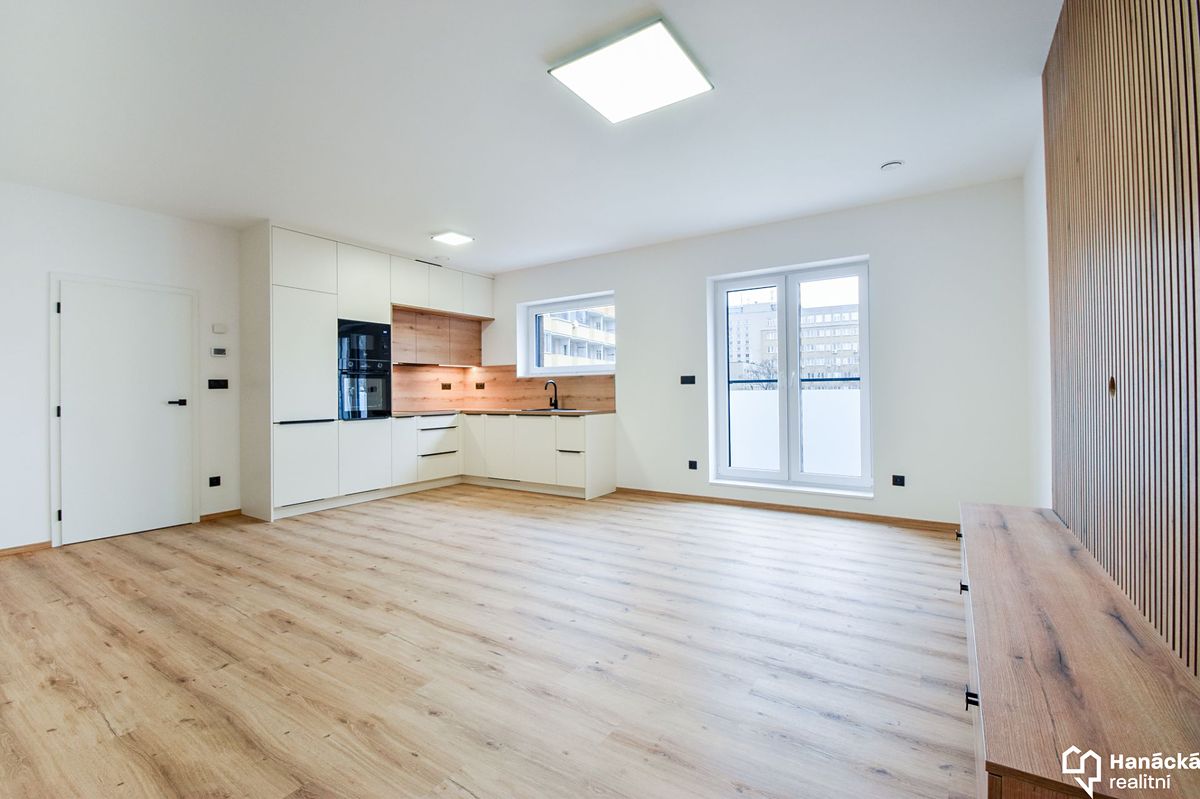 Pronájem bytu 2+kk 61 m²