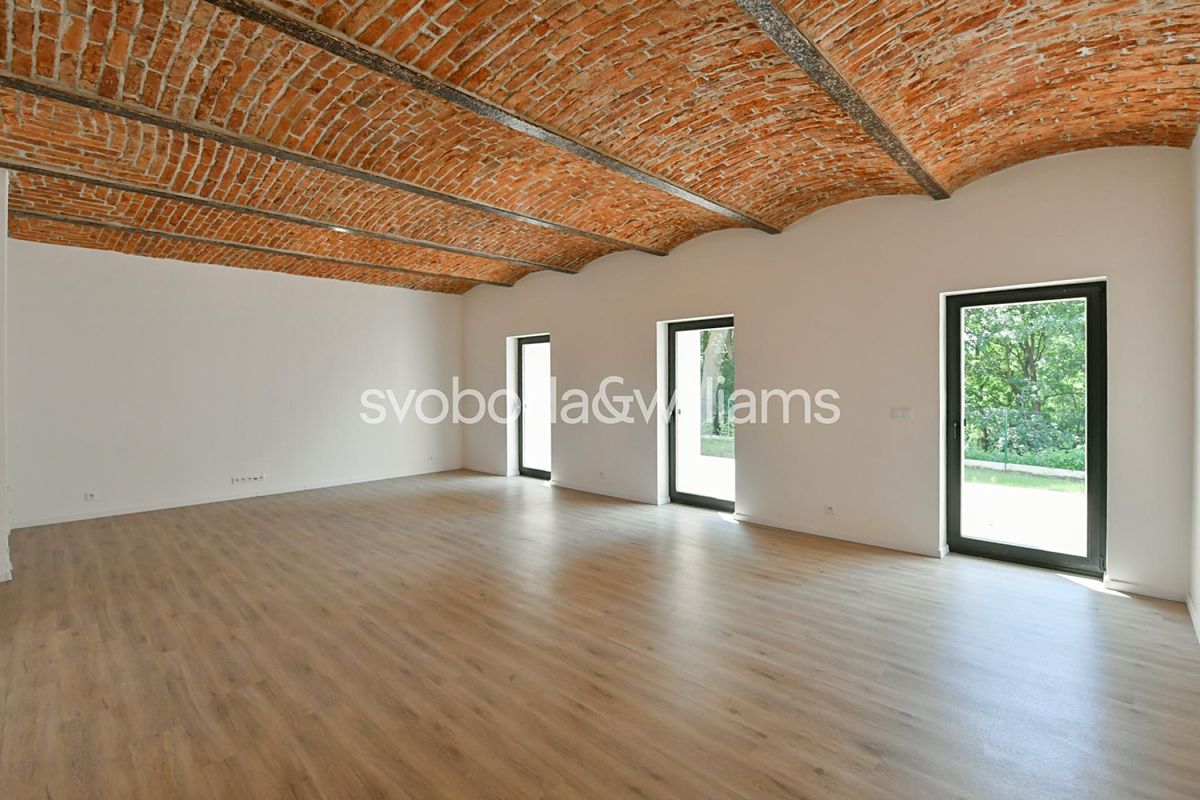 Prodej rodinného domu 155 m², pozemek 217 m² – fotografie 2