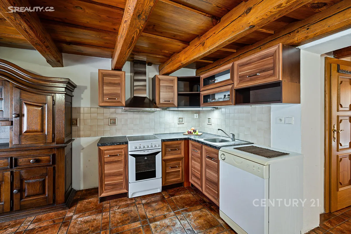 Prodej rodinného domu 330 m², pozemek 329 m², Znojmo
