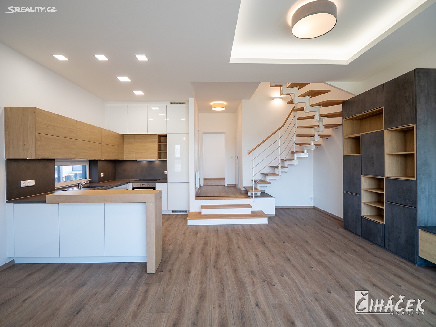 Prodej  rodinného domu 123 m², pozemek 266 m² – pohled 4