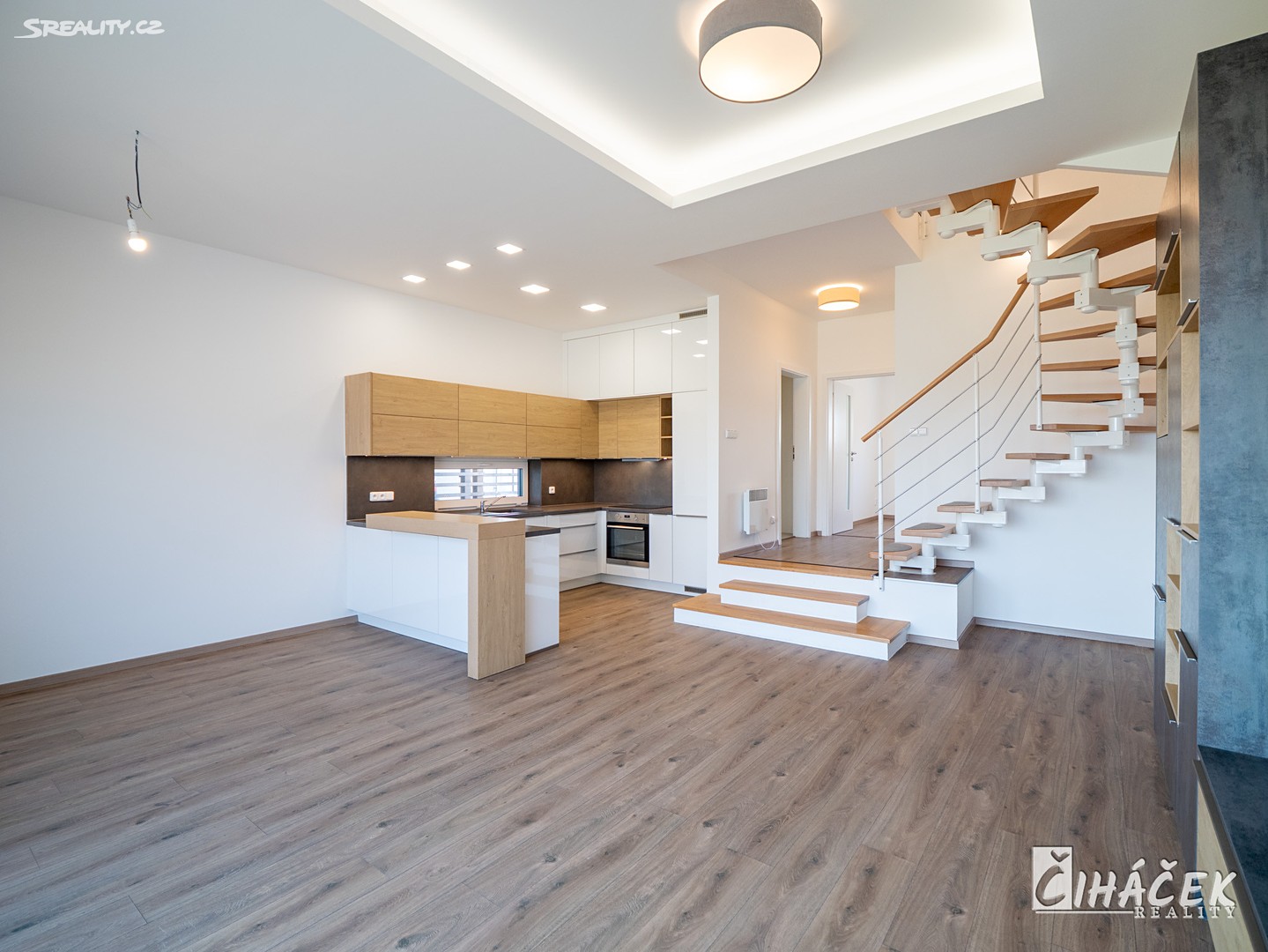 Prodej  rodinného domu 123 m², pozemek 266 m² – další