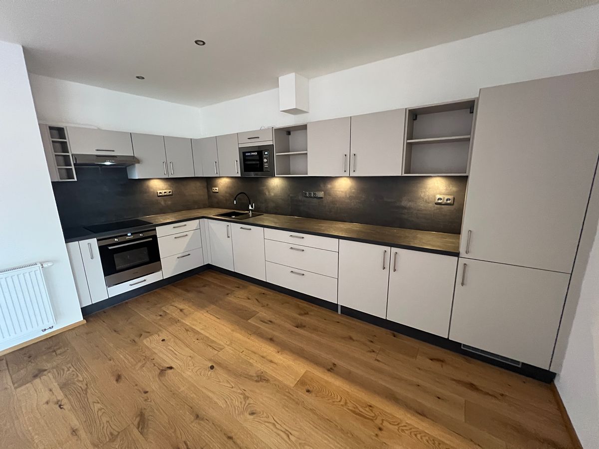 Prodej bytu 2+kk 79 m² – fotografie 2