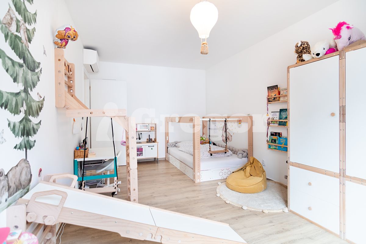Prodej rodinného domu 146 m², pozemek 308 m² – fotografie 2
