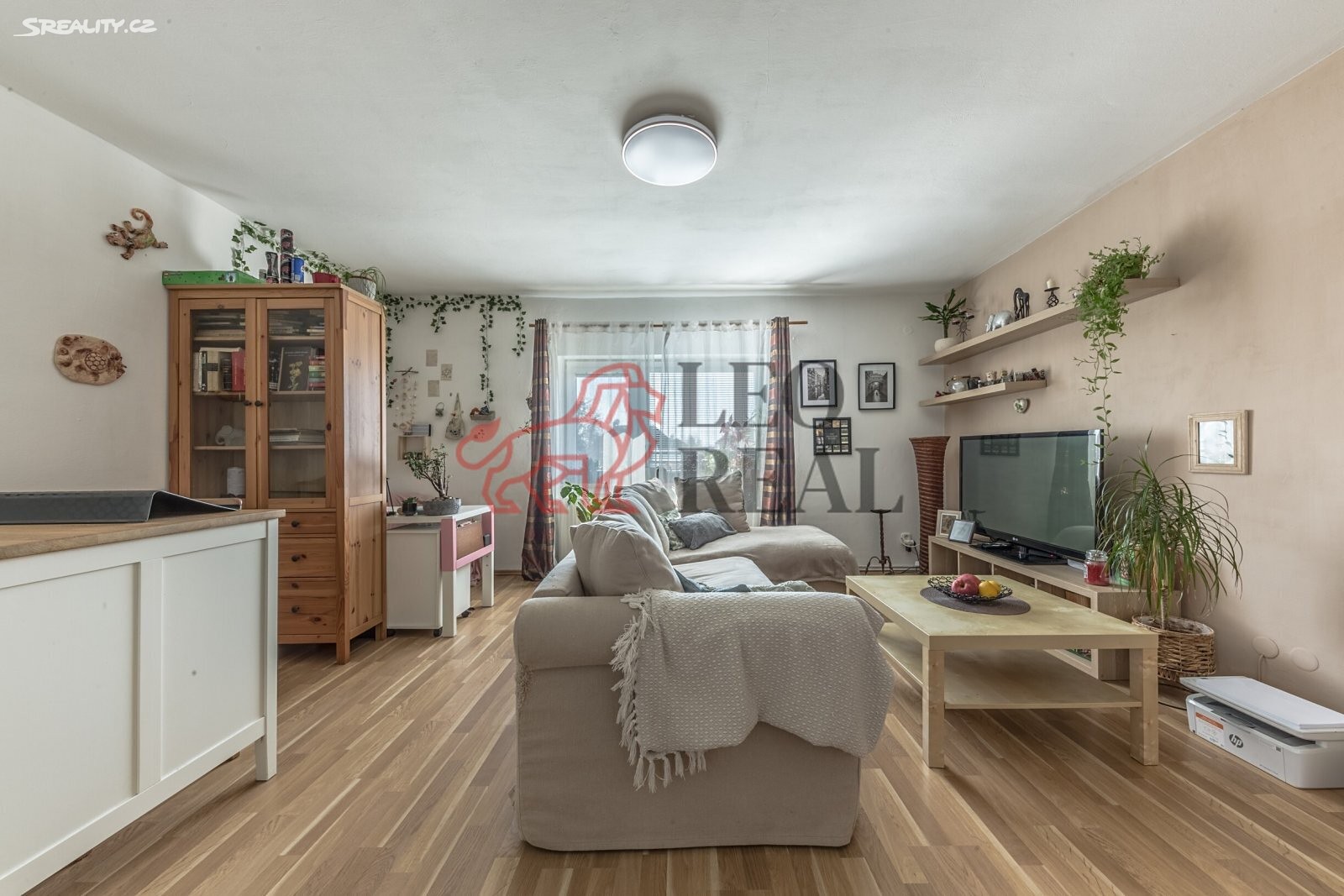 Prodej  rodinného domu 200 m², pozemek 1 201 m² – pohled 3
