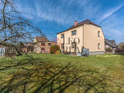 Prodej rodinného domu 200 m², pozemek 1201 m²