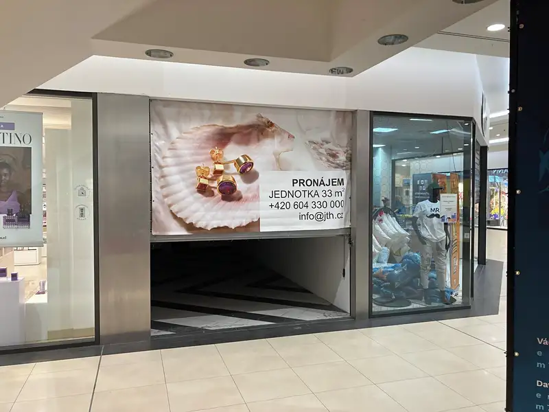 Pronájem obchodního prostoru 32 m², Teplice – náhled fotky 3