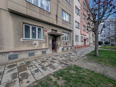 Pronájem bytu 1+1 57 m²