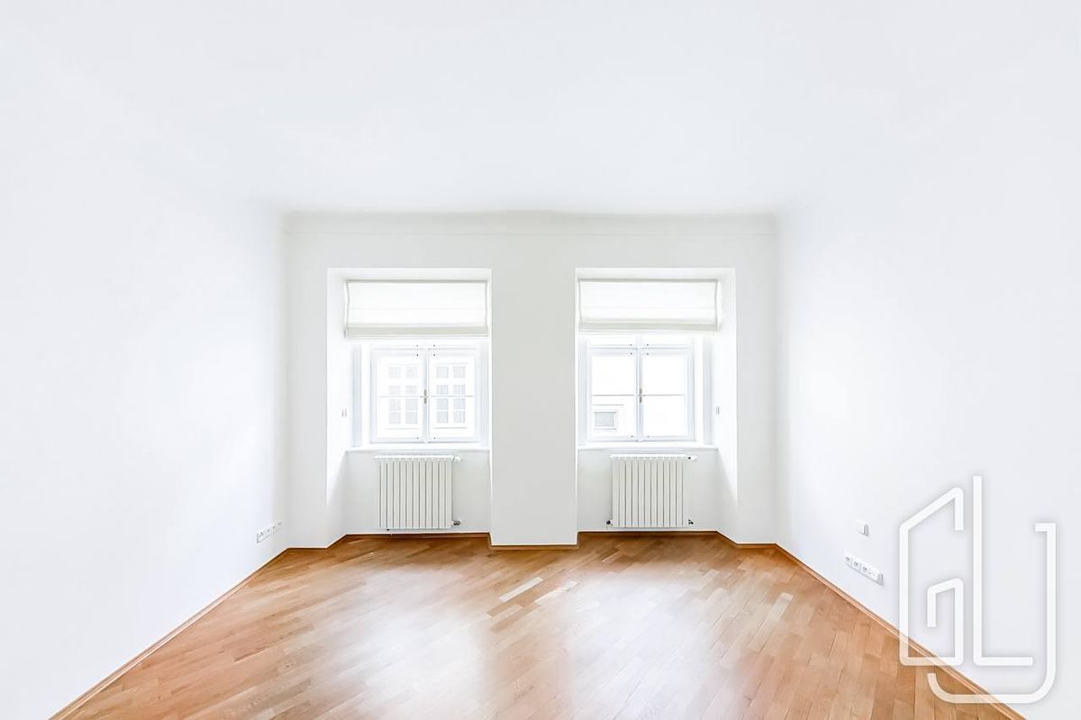 Pronájem bytu 4+1 153 m² – fotografie 2