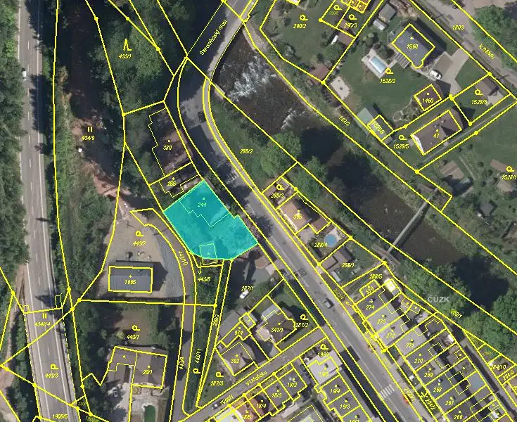 Prodej rodinného domu 240 m², pozemek 585 m², Trutnov – náhled fotky 3
