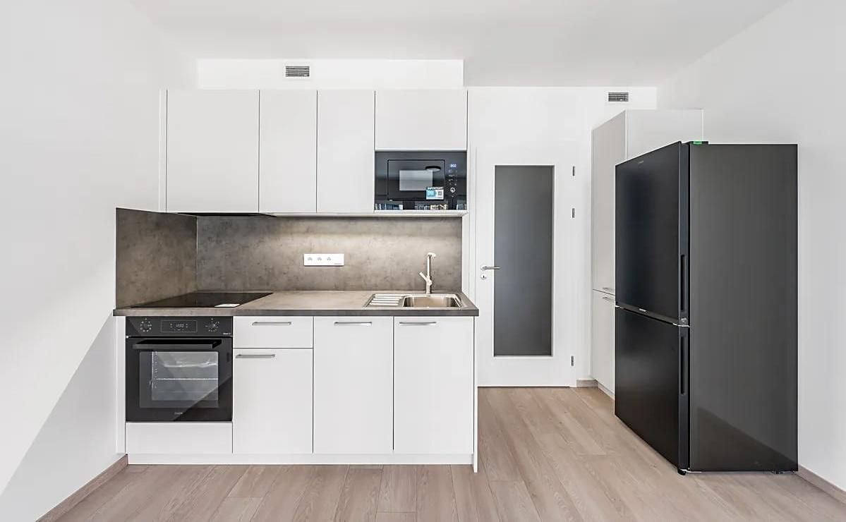 Pronájem bytu 1+kk 35 m²
