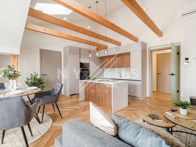 Prodej bytu 4+kk 104 m² (Podkrovní)