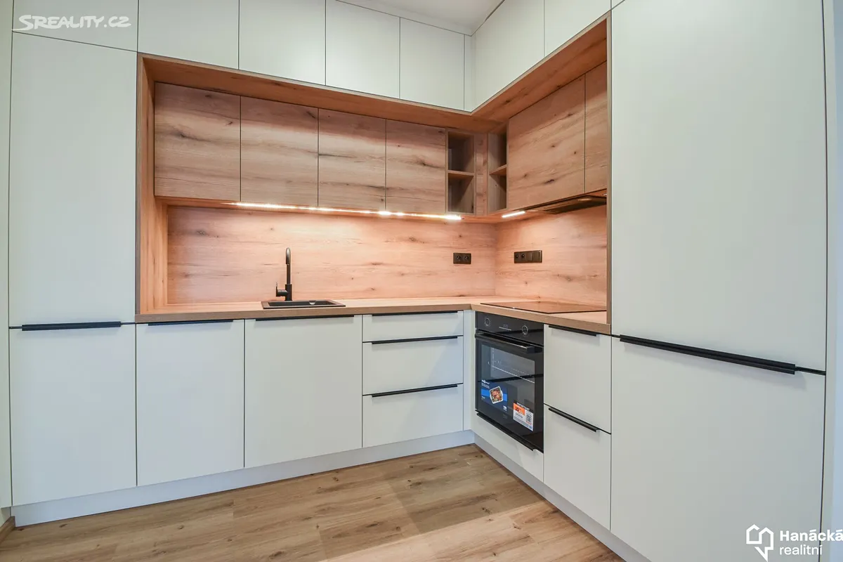 Pronájem bytu 2+kk 62 m² - Widok 5