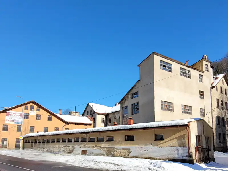 Prodej výrobní haly, prostoru 4600 m², Desná – náhled fotky 2