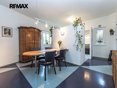 Prodej bytu 6 pokojů a více 143 m² (Mezonet)