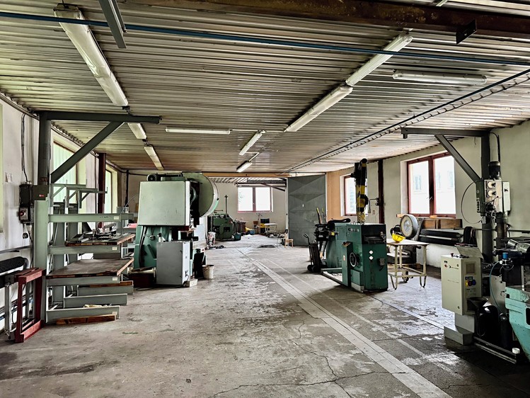 Pronájem komerčního prostoru, 4 027 m² (16 z 29)