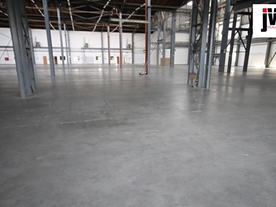 Pronájem komerčního prostoru, 2 735 m² (3 z 23)