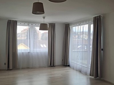Pronájem bytu 2+kk 58 m² (Jednopodlažní)