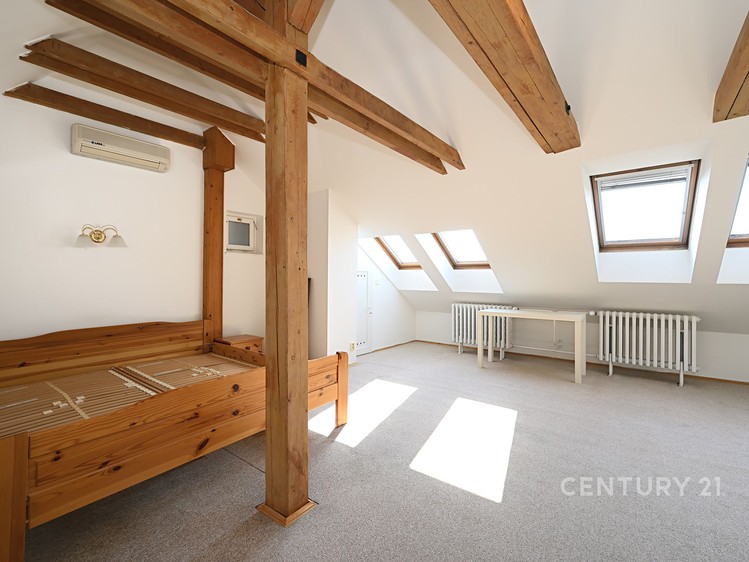 Wohnung 2+1 zum Kauf, 104 m² (6 von 13)