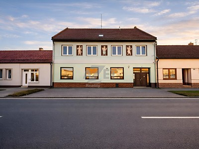 Prodej  rodinného domu 650 m², pozemek 564 m²
