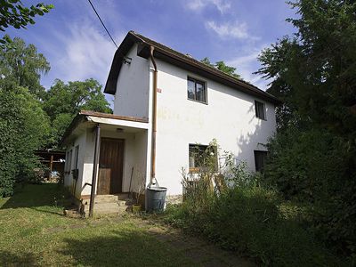 Prodej rodinného domu 100 m², pozemek 2233 m²