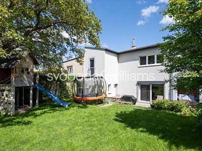 Prodej  rodinného domu 195 m², pozemek 504 m²