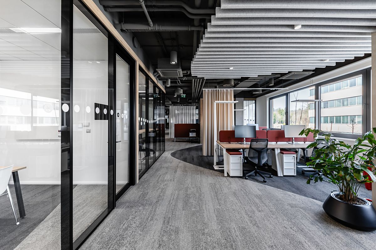 Pronájem kanceláře 200 m², Brno – fotka 1 z 3