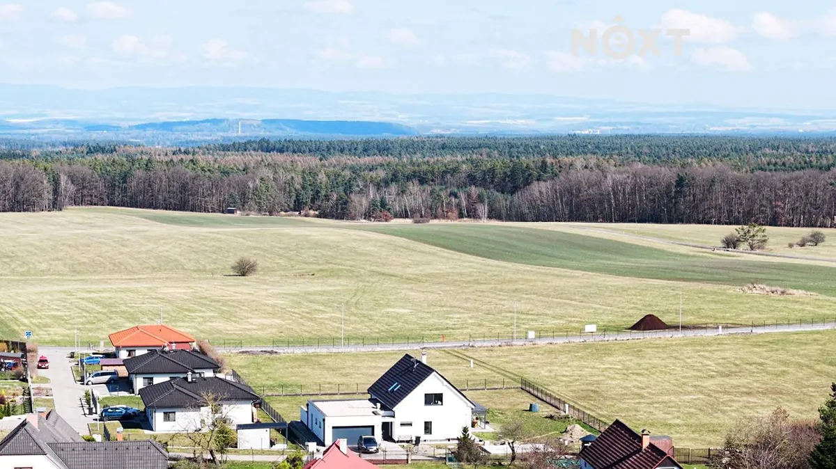 Prodej stavebního pozemku 1053 m²