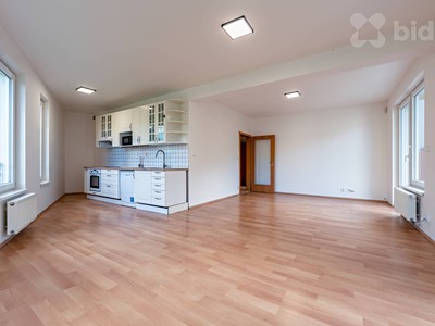 Prodej bytu 2+kk 61 m²