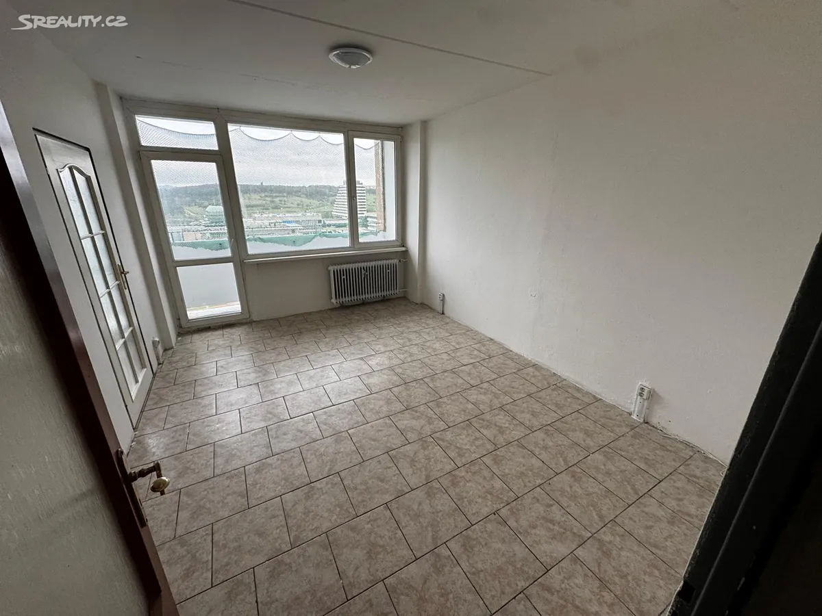 Pronájem bytu 3+1 63 m² - Widok 3