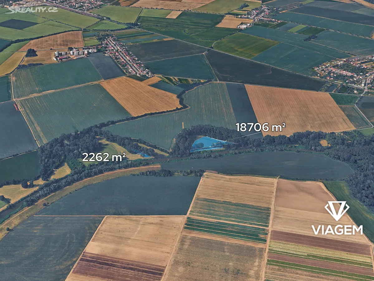 Prodej podílu 9/80 pole 2358 m²