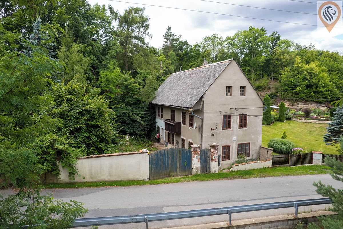 Prodej chalupy 180 m², pozemek 611 m²