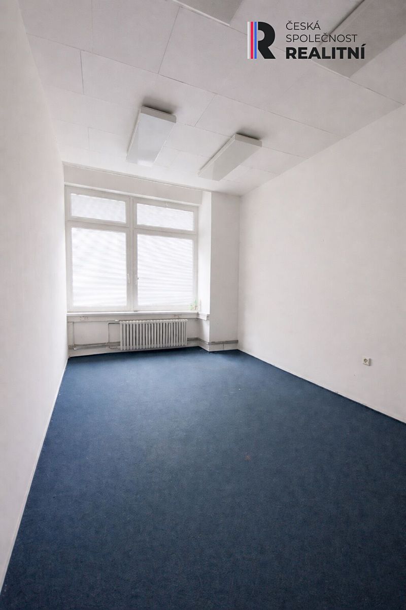 Pronájem kanceláře 25 m² – fotografie 2