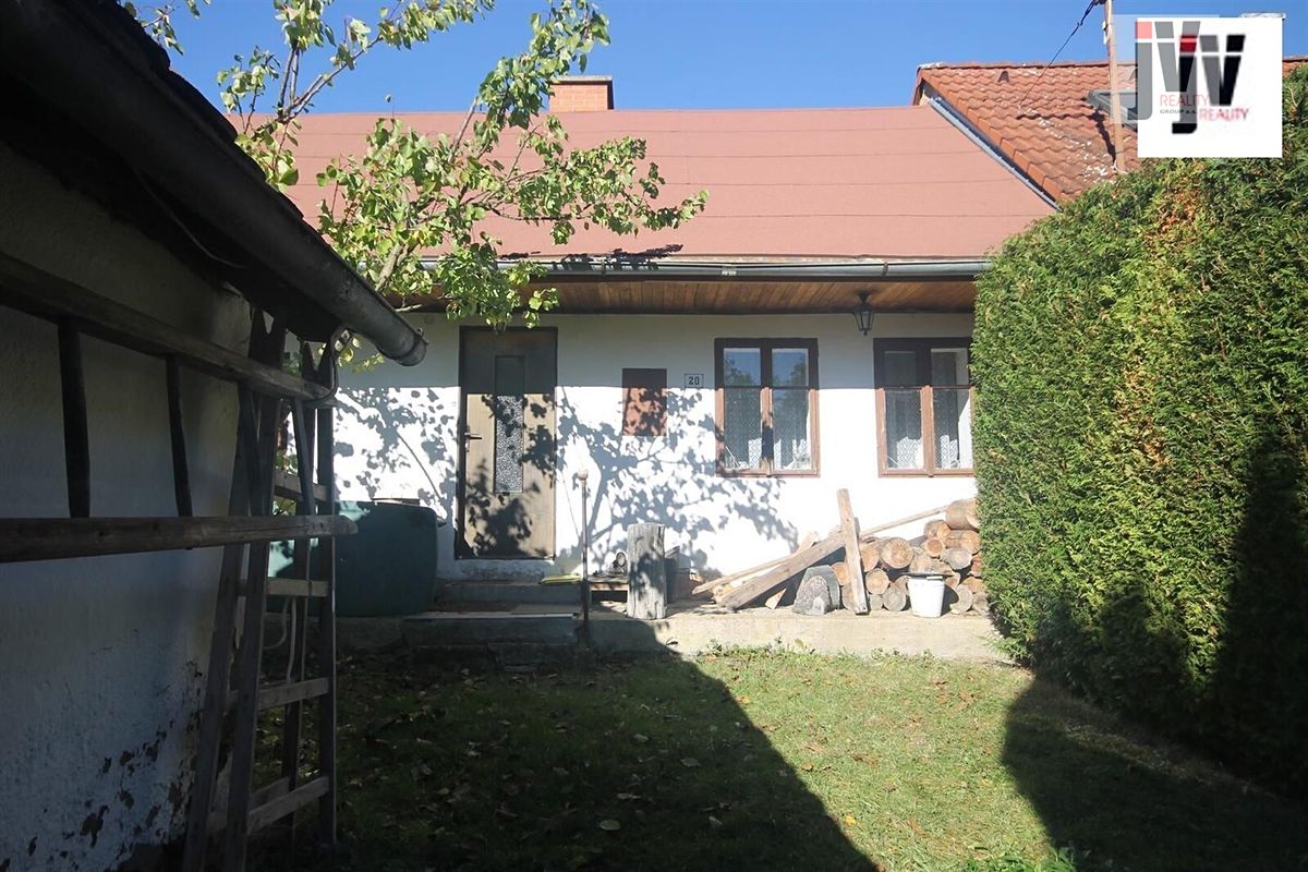 Prodej rodinného domu 90 m², pozemek 362 m² – fotografie 2