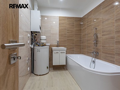 Pronájem bytu 2+kk 58 m²