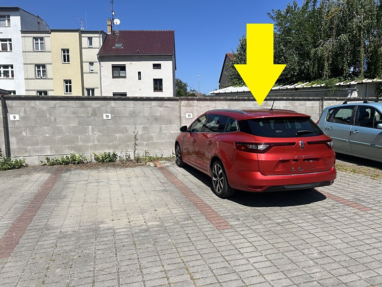 Нерухомість в оренду, 13 м² (1 з 5)