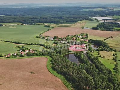 Prodej pozemku 735 m²