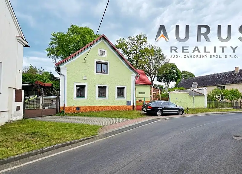 Prodej rodinného domu 360 m², pozemek 662 m², Útvina – náhled fotky 3