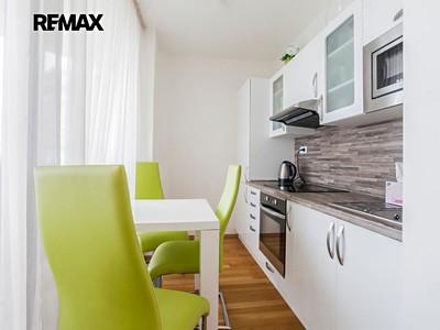 Prodej bytu 1+kk 38 m² (Jednopodlažní)