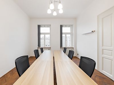Pronájem kanceláře 100 m²